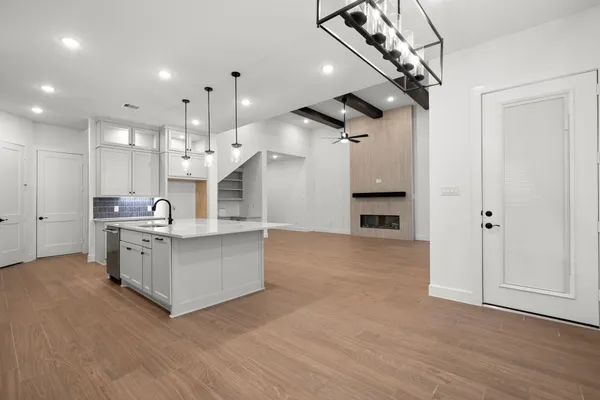 $595,695 | 15716 Hoptree Hts Lane, Conroe, TX 77302