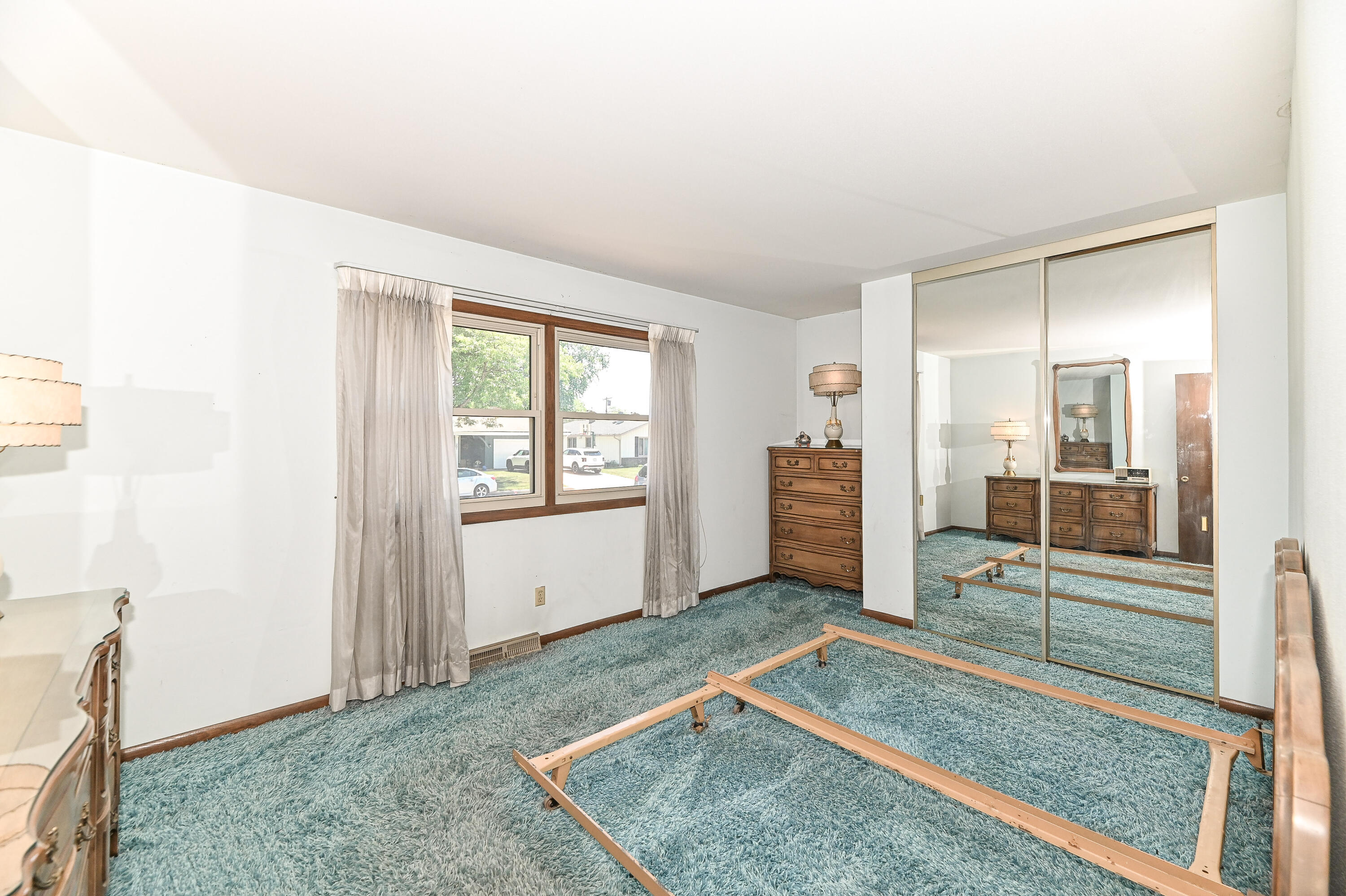 146 Perry Avenue Racine, WI 53406 - Photo 26 of 36 perry-33