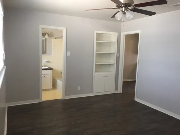 $895 | 5607 Sunshine Drive, Unit 107, Austin, TX 78756