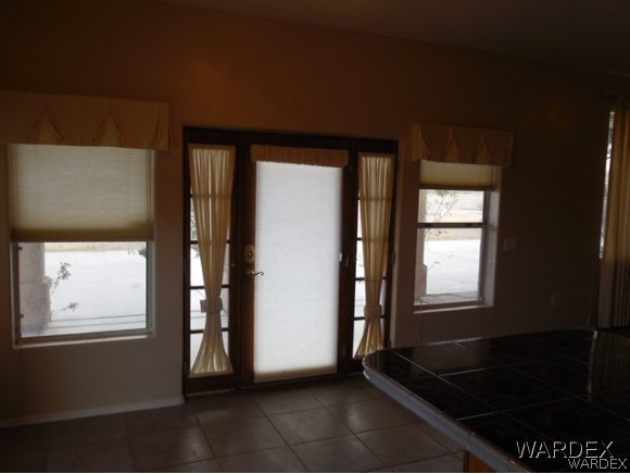 5000 El Ranchero Road Fort Mohave, AZ 86426 - Photo 11 of 32 Dining Room