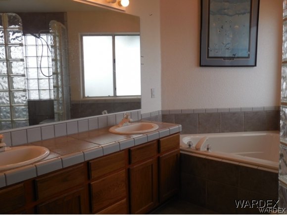 5000 El Ranchero Road Fort Mohave, AZ 86426 - Photo 18 of 32 Master Bathroom