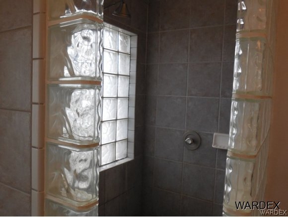 5000 El Ranchero Road Fort Mohave, AZ 86426 - Photo 19 of 32 Master Bathroom