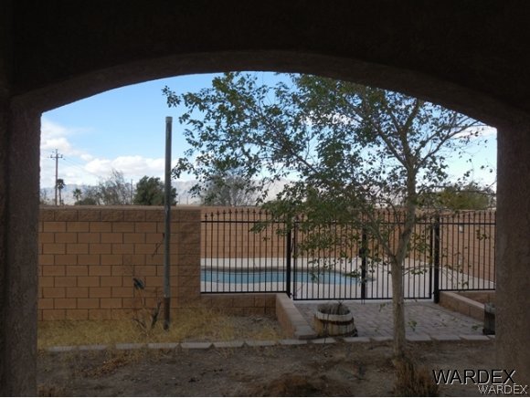 5000 El Ranchero Road Fort Mohave, AZ 86426 - Photo 23 of 32 Yard w Pool