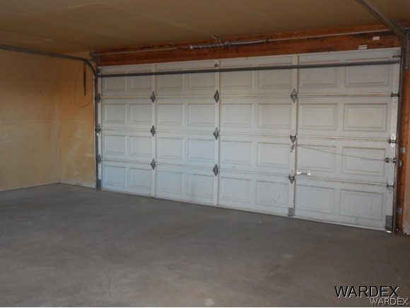 5000 El Ranchero Road Fort Mohave, AZ 86426 - Photo 27 of 32 garage