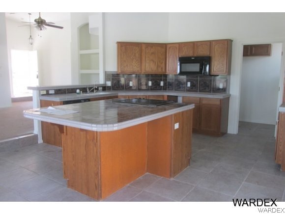 5000 El Ranchero Road Fort Mohave, AZ 86426 - Photo 4 of 32 Kitchen