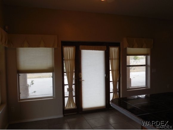 5000 El Ranchero Road Fort Mohave, AZ 86426 - Photo 10 of 32 Dining Room