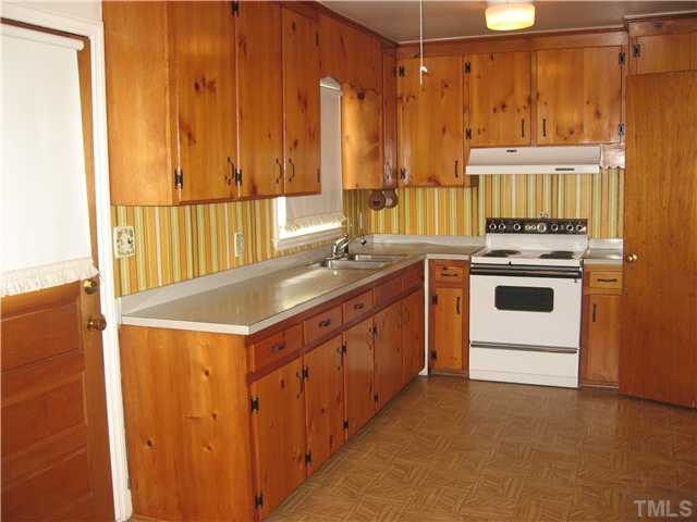 604 Calloway Drive Raleigh, NC 27610 - Photo 3 of 5