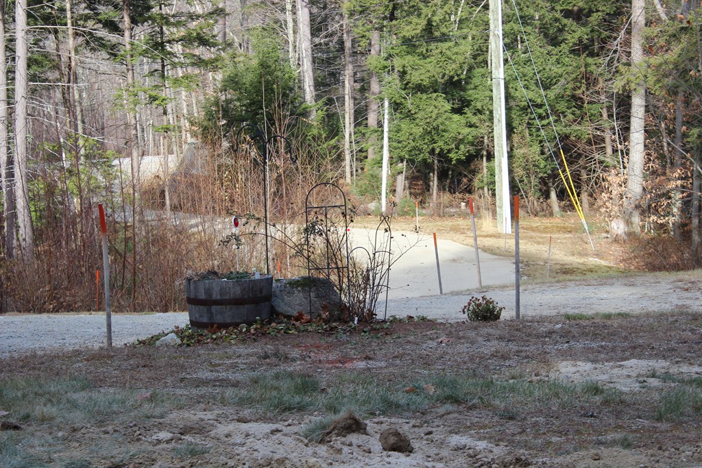 293 Bacon Road Henniker, NH 03242 - Photo 5 of 27
