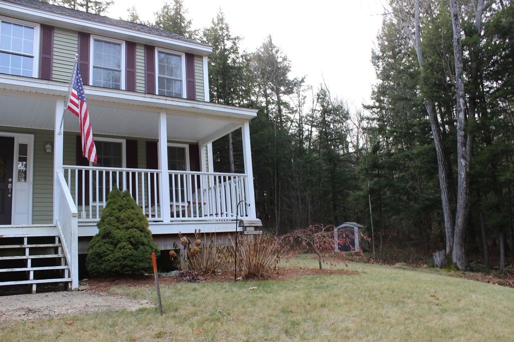 293 Bacon Road Henniker, NH 03242 - Photo 6 of 27