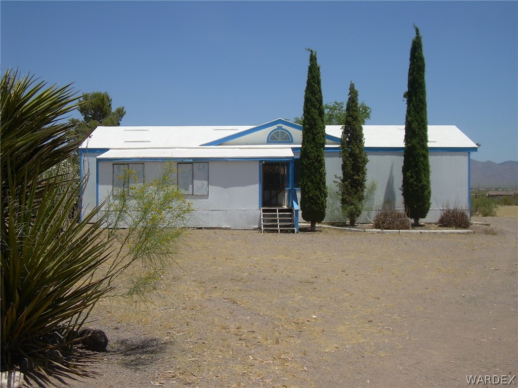 3644 Eloy Road Golden Valley, AZ 86413 - Photo 7 of 35 a view of outdoor space and yard