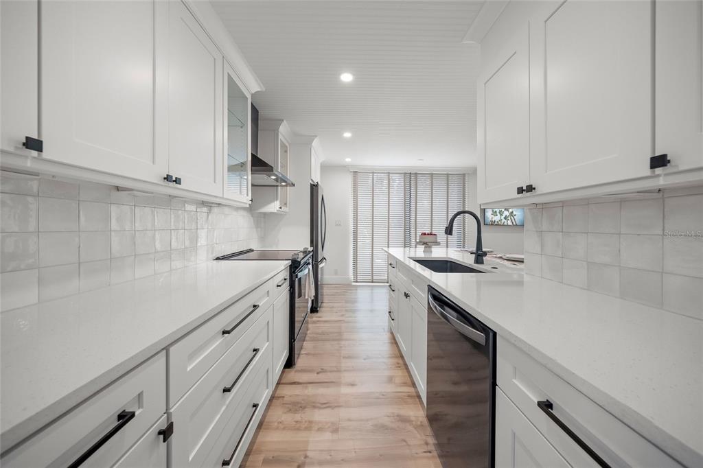 116 Pass Key Road, Unit 116 Sarasota, FL 34242 - Photo 18 of 52