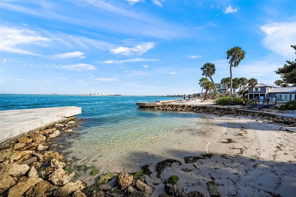 116 Pass Key Road, Unit 116 Sarasota, FL 34242 - Photo 35 of 52