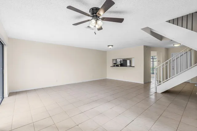 $2,750 | 9112 Southwest 21st Court, Unit E, Boca Raton, FL 33428
