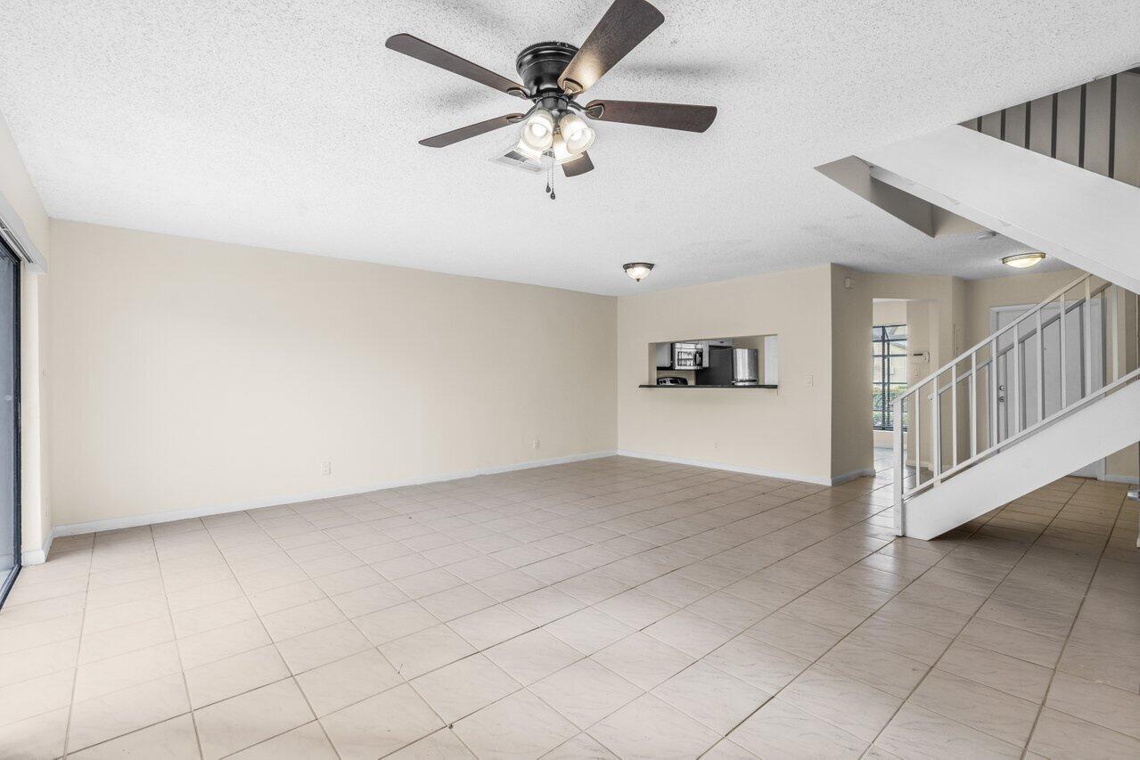 9112 Southwest 21st Court, Unit E Boca Raton, FL 33428 - Photo 11 of 23 013-9112Southwest21stCourt-BocaRaton-FL-