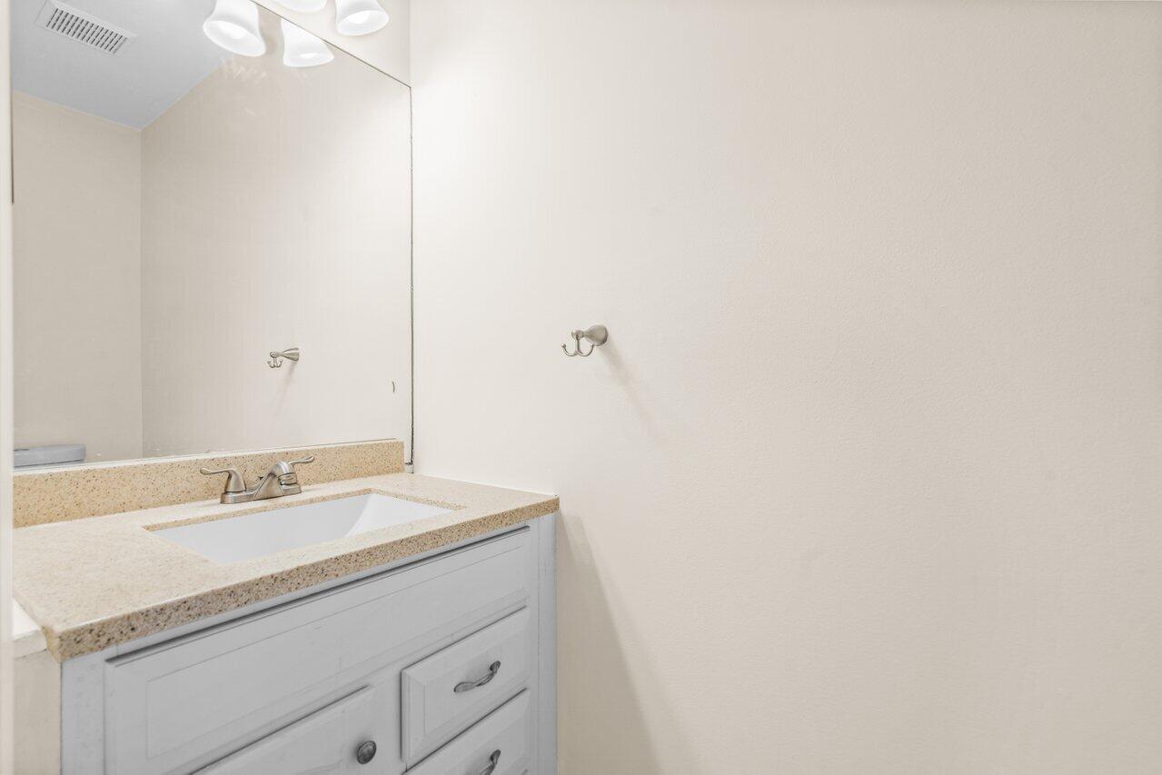 9112 Southwest 21st Court, Unit E Boca Raton, FL 33428 - Photo 12 of 23 014-9112Southwest21stCourt-BocaRaton-FL-