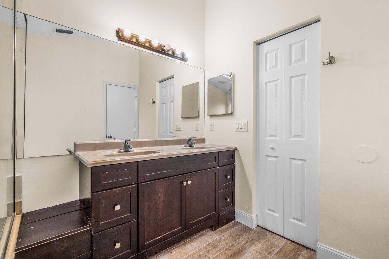 9112 Southwest 21st Court, Unit E Boca Raton, FL 33428 - Photo 16 of 23 018-9112Southwest21stCourt-BocaRaton-FL-