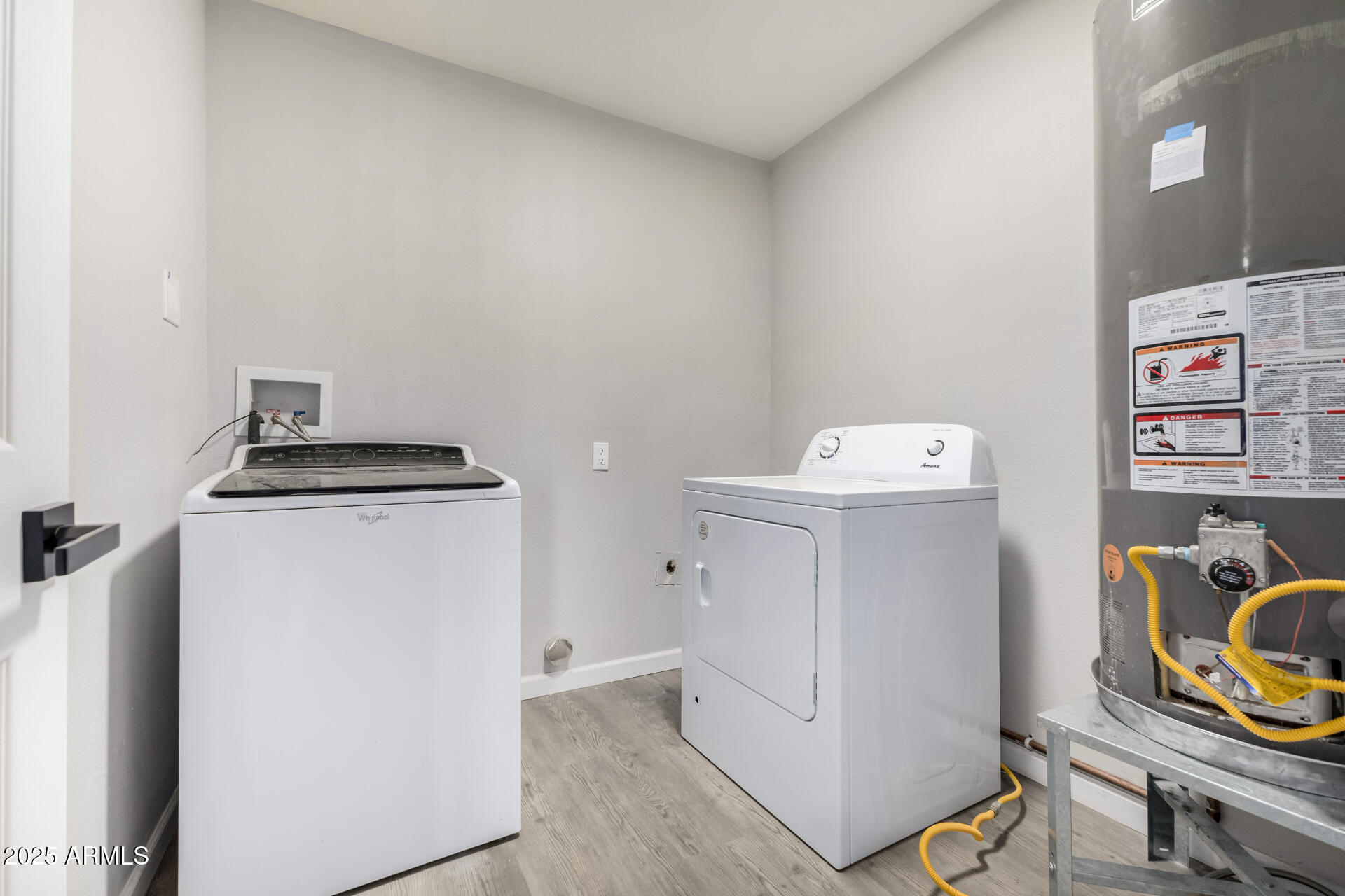 331 East Pierce Street Tempe, AZ 85288 - Photo 27 of 37 a utility room with dryer and washer