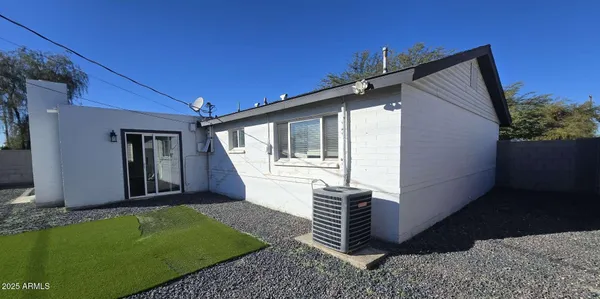 $560,000 | 331 East Pierce Street, Tempe, AZ 85288