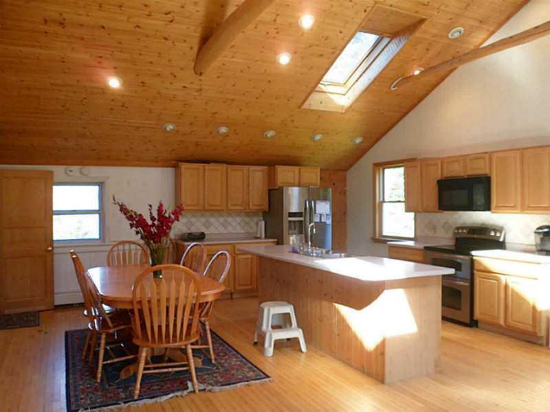 18 Tolman Road Vinalhaven, ME 04863 - Photo 3 of 12 Kitchen.
