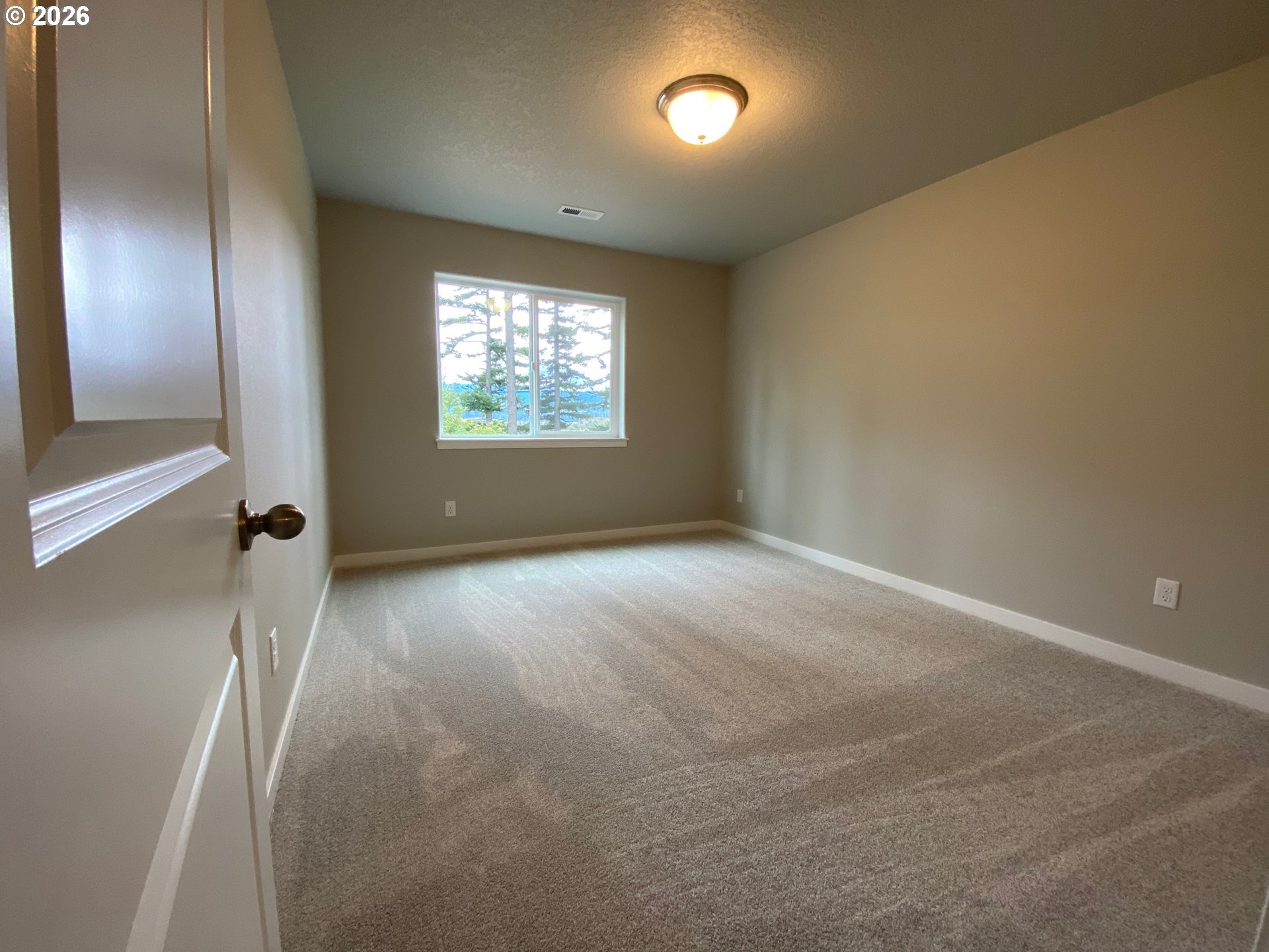 1262 Windsong Drive Cascade Locks, OR 97014 - Photo 13 of 33