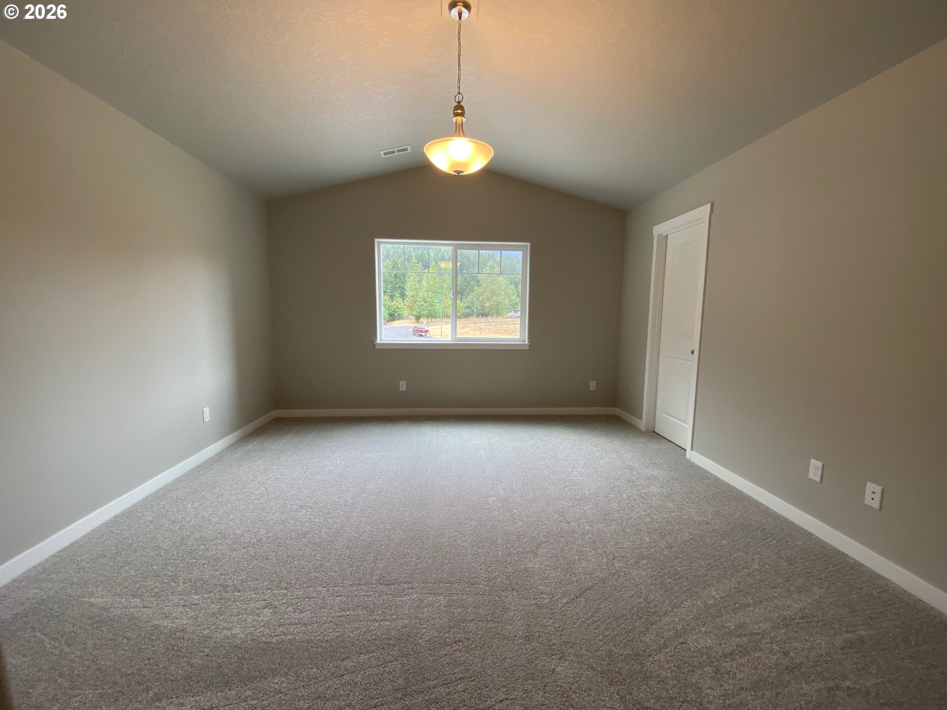 1262 Windsong Drive Cascade Locks, OR 97014 - Photo 14 of 33