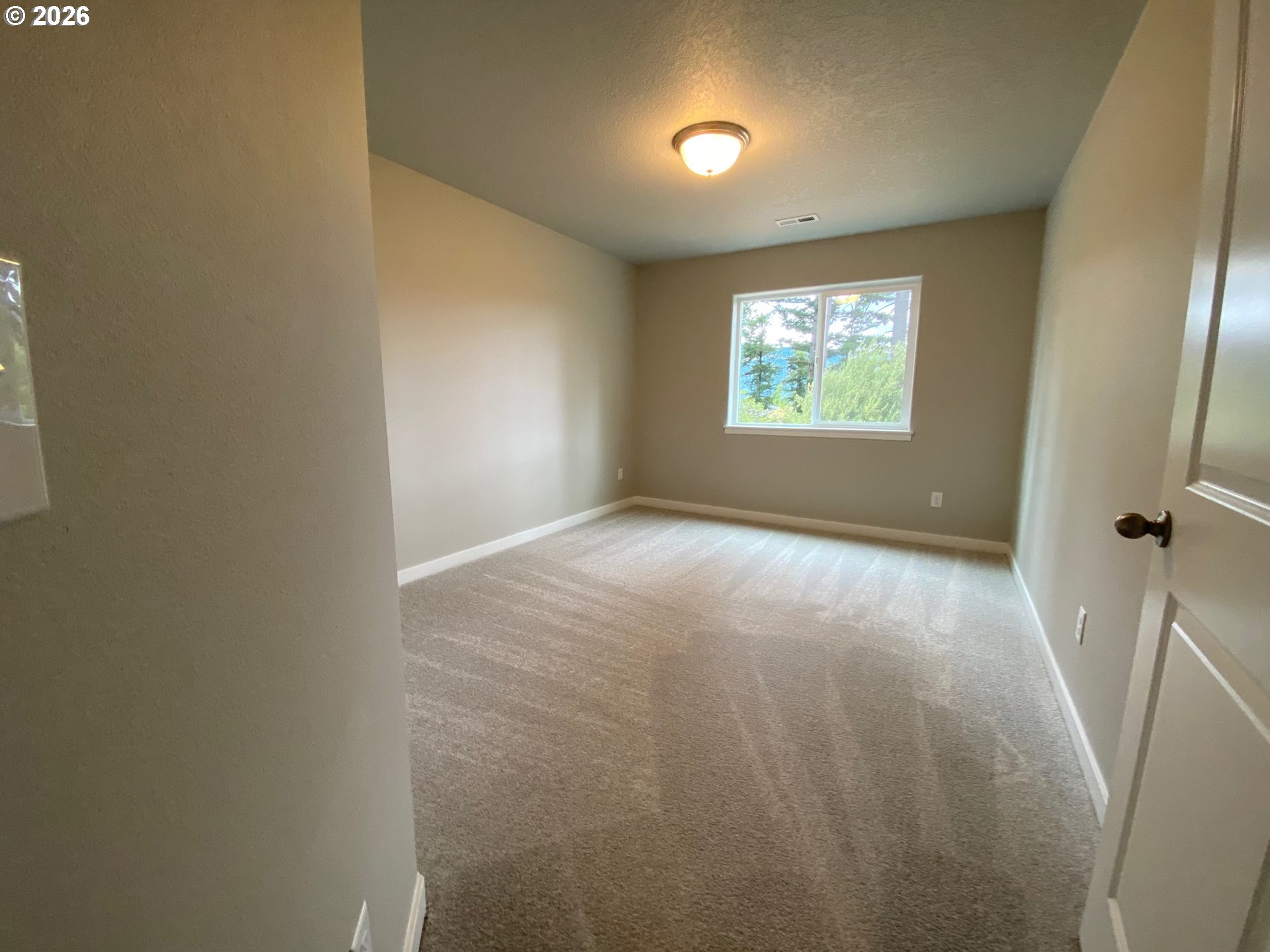 1262 Windsong Drive Cascade Locks, OR 97014 - Photo 18 of 33