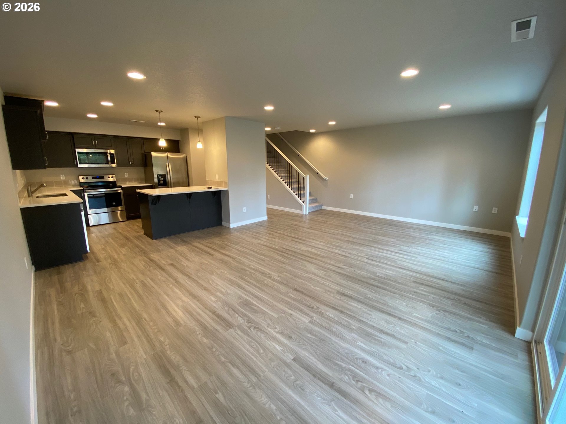 1262 Windsong Drive Cascade Locks, OR 97014 - Photo 8 of 33