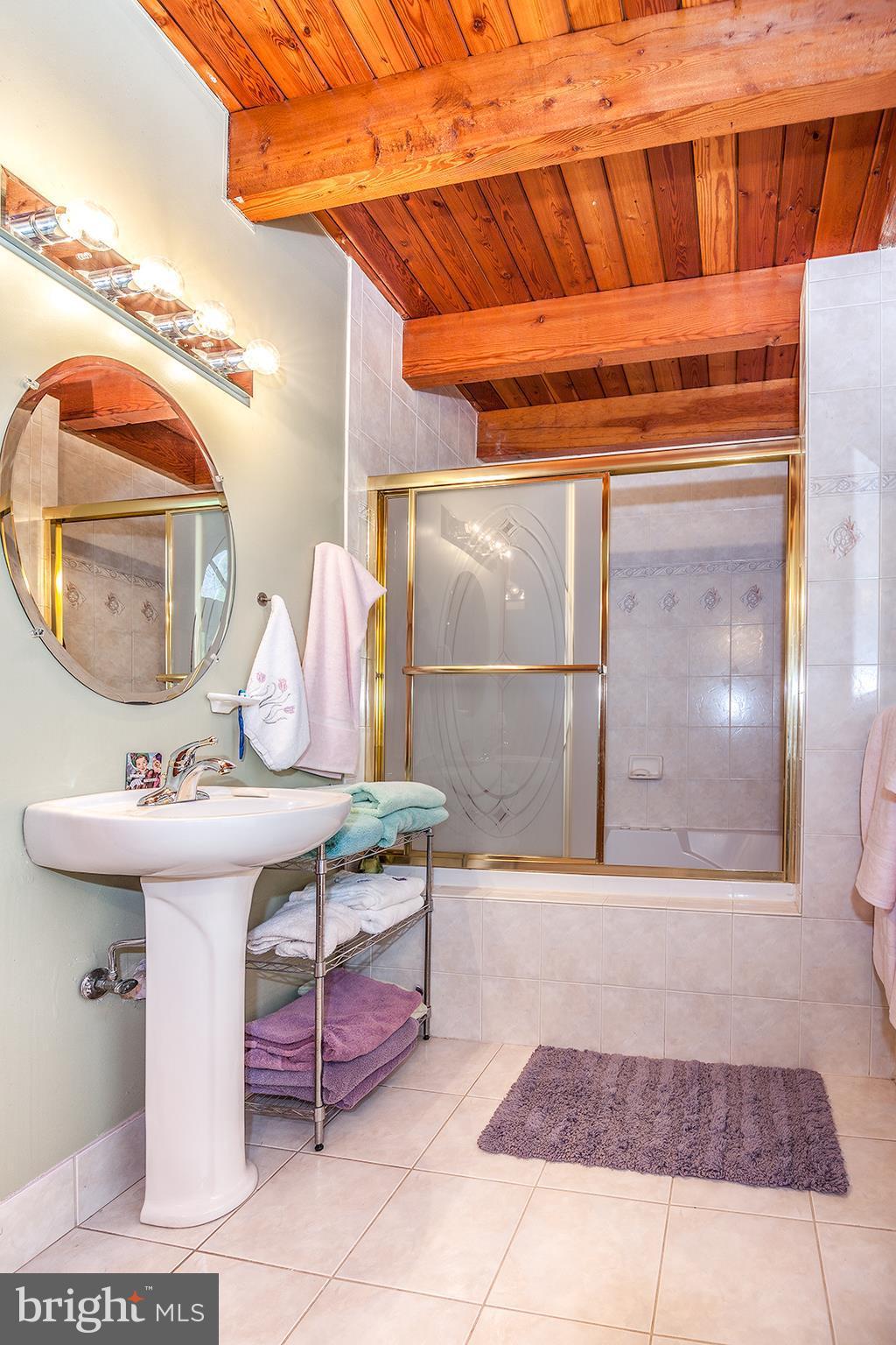 3179 Rolling Road Edgewater, MD 21037 - Photo 15 of 30 Bath (Master)