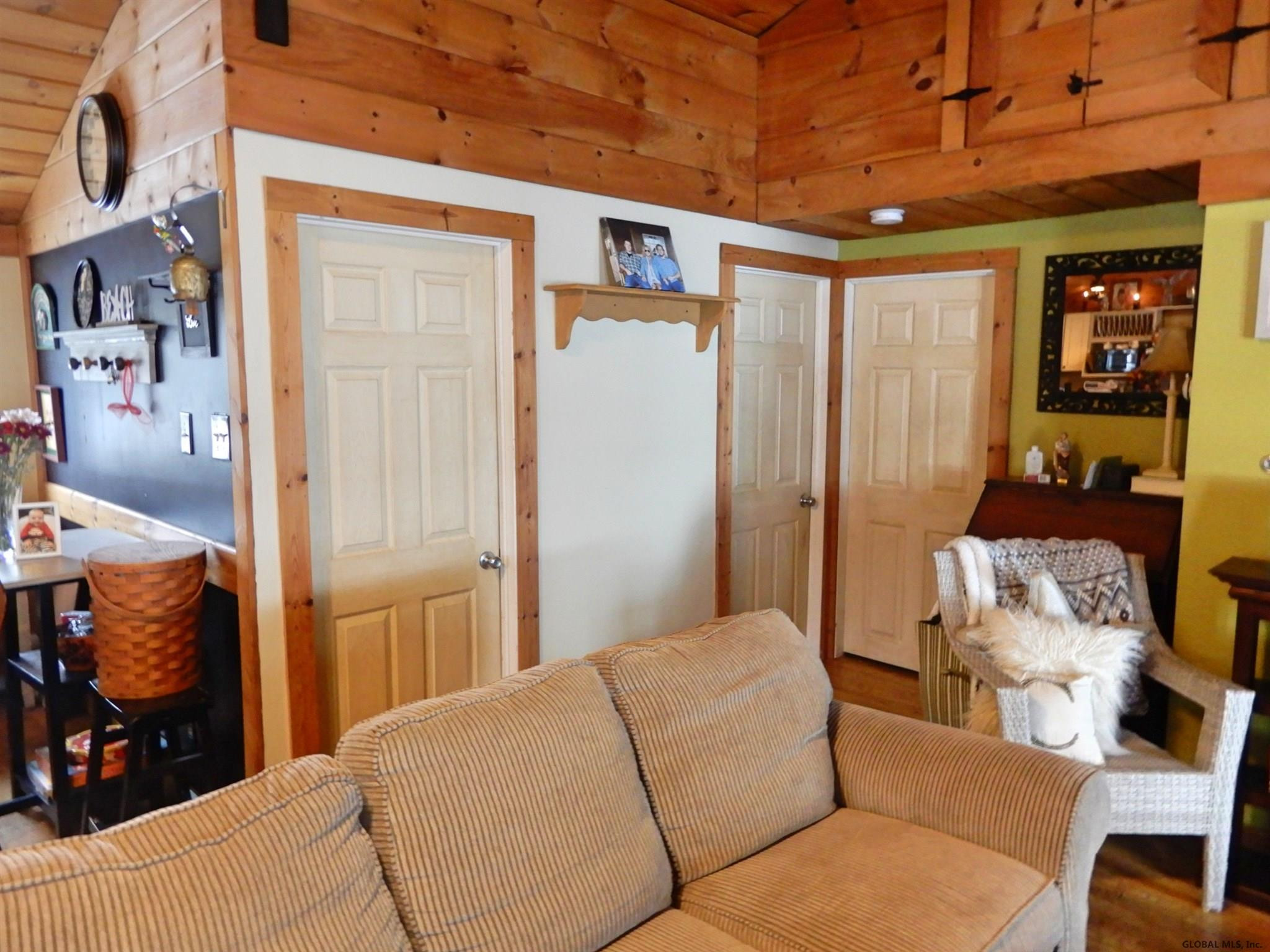 181 New Turnpike Road Troy, NY 12182 - Photo 5 of 21 Photo 5