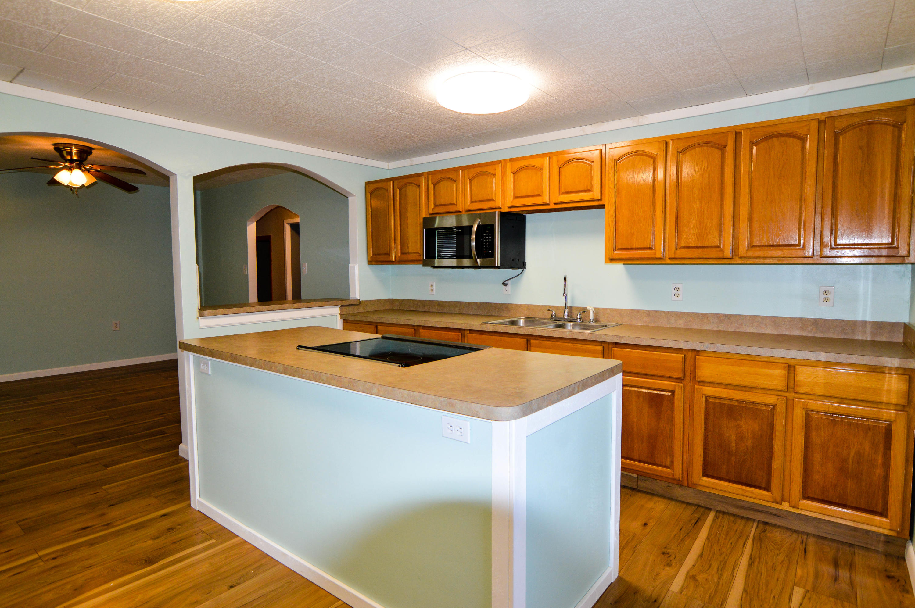 806 Cemetery Road Oliver Springs, TN 37840 - Photo 11 of 39 Kitchen