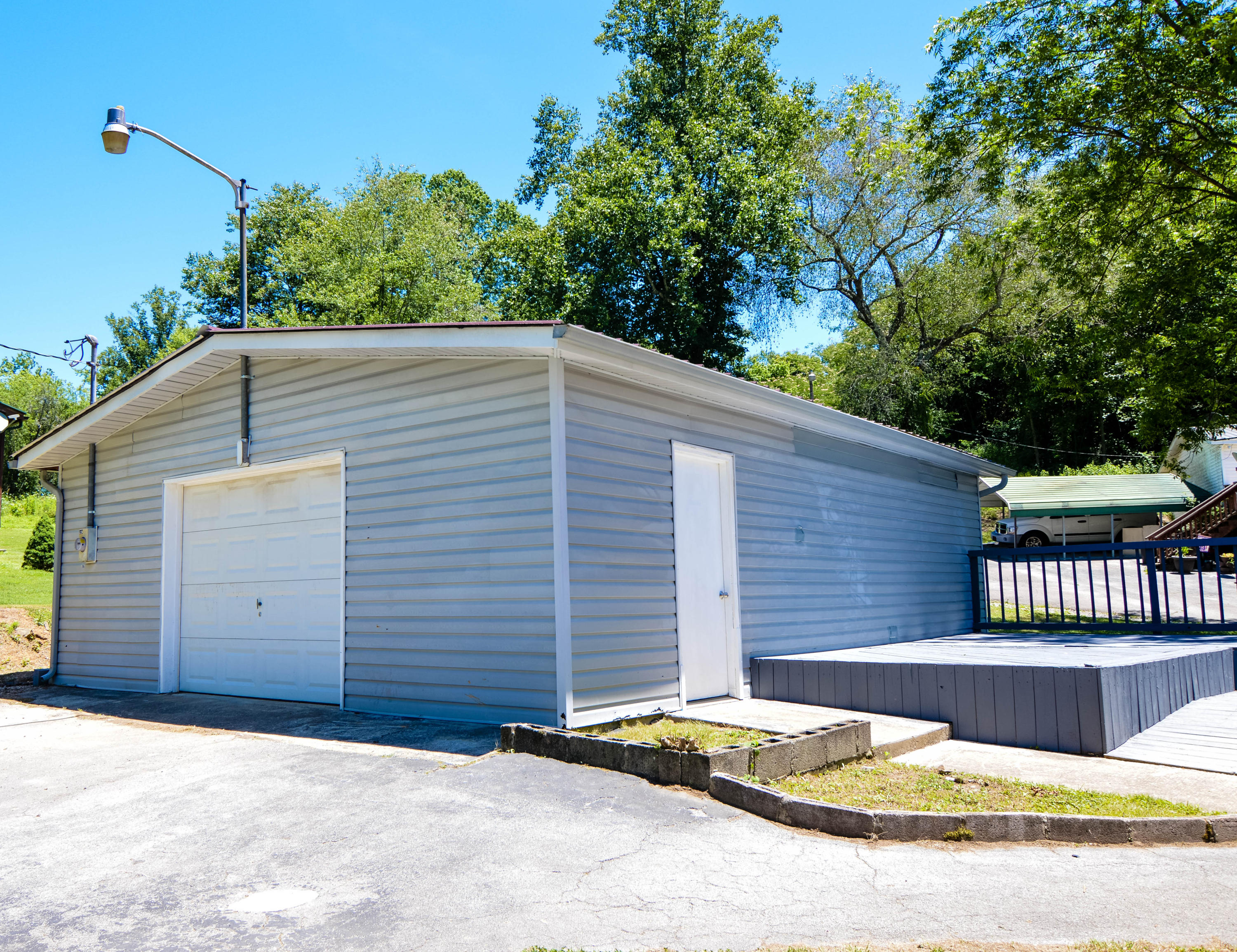 806 Cemetery Road Oliver Springs, TN 37840 - Photo 30 of 39 Detached Garage/Workshop