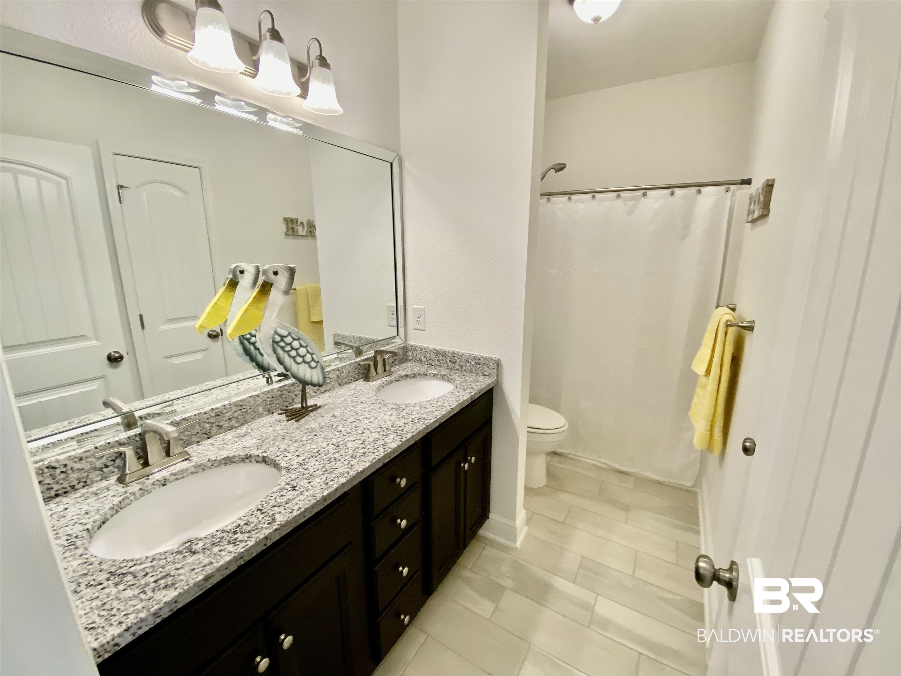 1238 Pembroke Way Foley, AL 36535 - Photo 34 of 43 Hall Full Bath