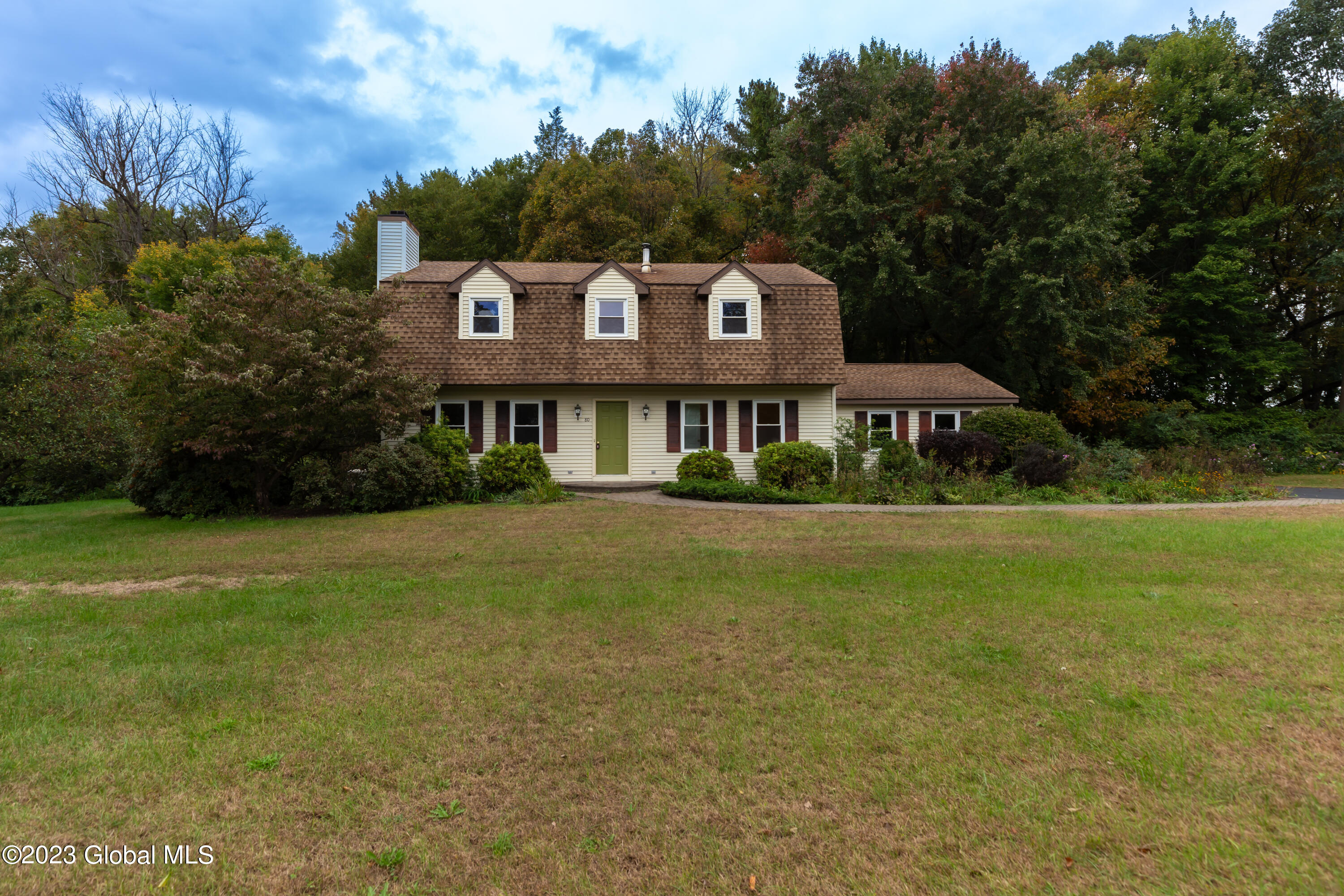 80 Kinder Drive Stuyvesant, NY 12106 - Photo 2 of 42 IMG_0595