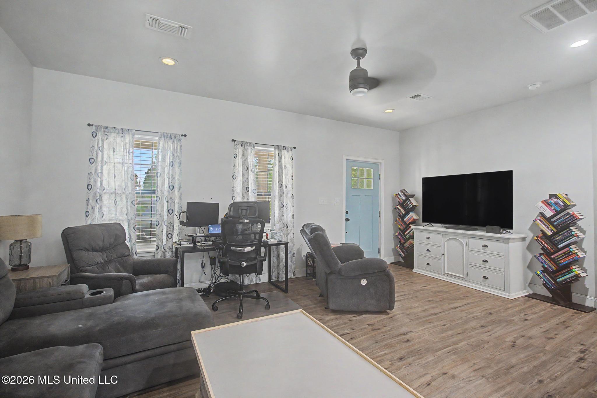 12496 Yet Road Saucier, MS 39574 - Photo 19 of 25 Guest House- Living Room