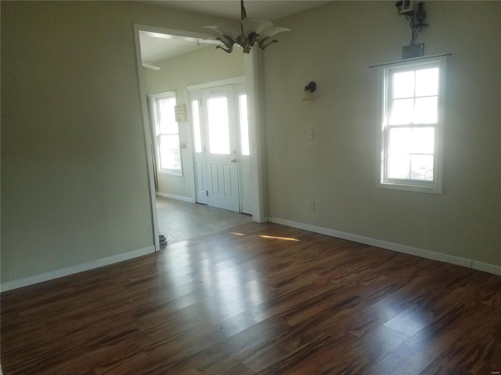 604 Maple Street Donnellson, IL 62019 - Photo 14 of 16 Gallery Image 14