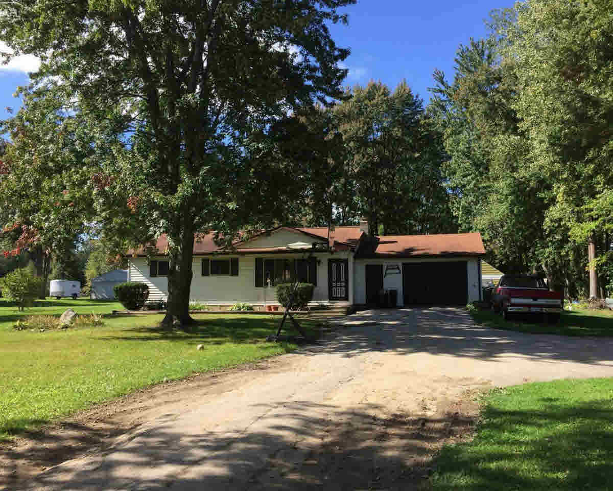 13417 North Jennings Road Clio, MI 48420 - Photo 1 of 16 21225479.JPG