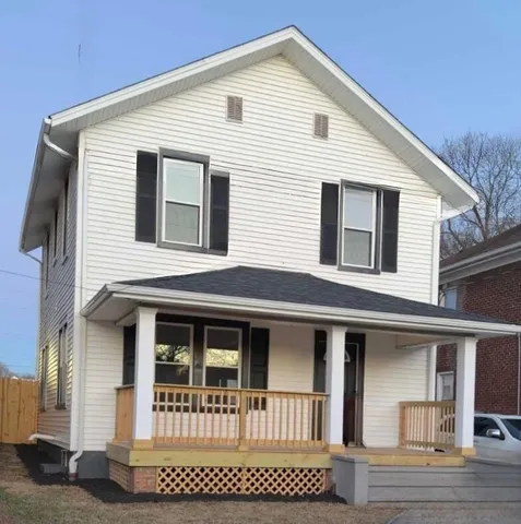 $249,950 | 1610 8th Street Southeast, Roanoke, VA 24013