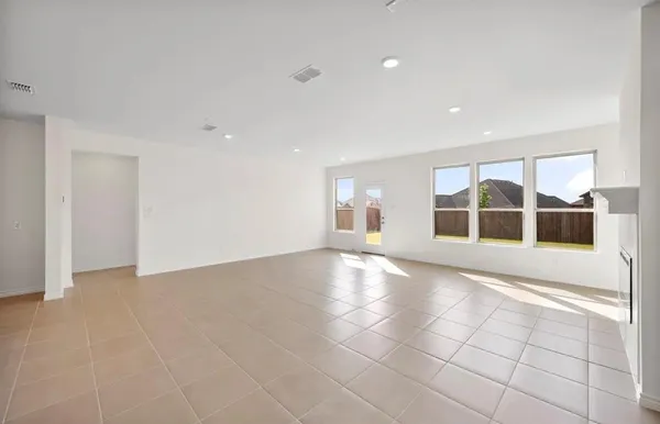 $2,300 | 336 Rainbow Cactus Drive, Fort Worth, TX 76131