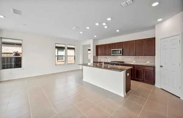 $2,300 | 336 Rainbow Cactus Drive, Fort Worth, TX 76131