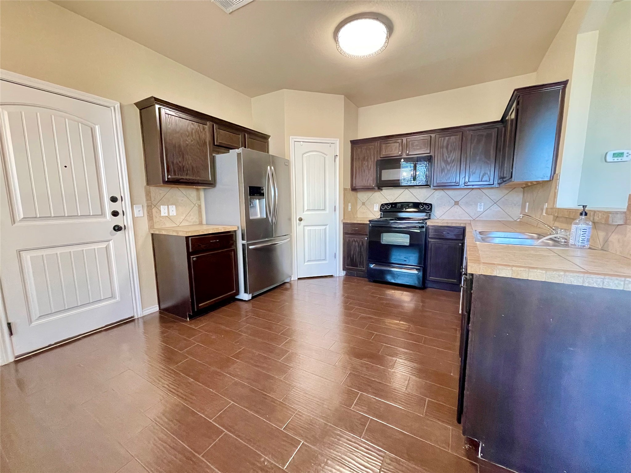 142 Sierra Rose Loop Georgetown, TX 78626 - Photo 5 of 21