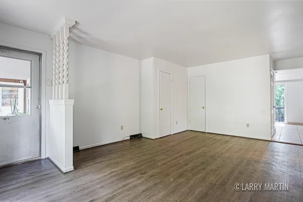 $400,000 | 944 Lancashire Court Southeast, Unit 946, Grand Rapids, MI 49508