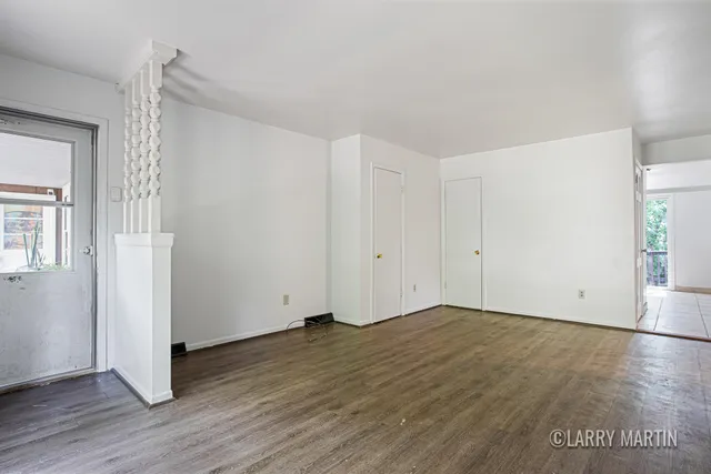 $400,000 | 944 Lancashire Court Southeast, Unit 946, Grand Rapids, MI 49508