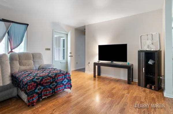 $400,000 | 944 Lancashire Court Southeast, Unit 946, Grand Rapids, MI 49508