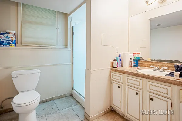 $400,000 | 944 Lancashire Court Southeast, Unit 946, Grand Rapids, MI 49508