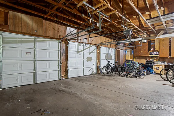 $400,000 | 944 Lancashire Court Southeast, Unit 946, Grand Rapids, MI 49508