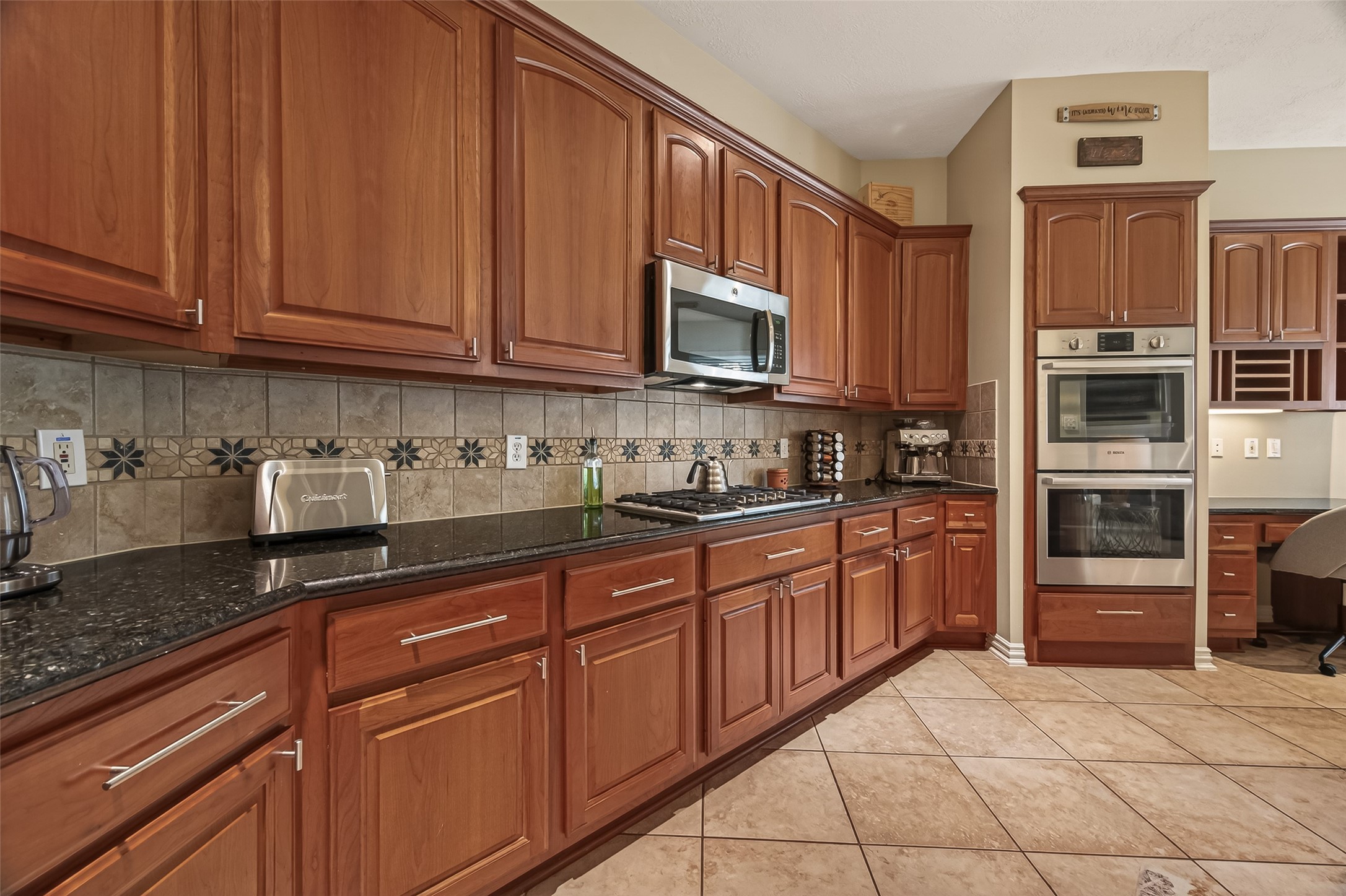 171 East Lansdowne Circle Spring, TX 77382 - Photo 12 of 26