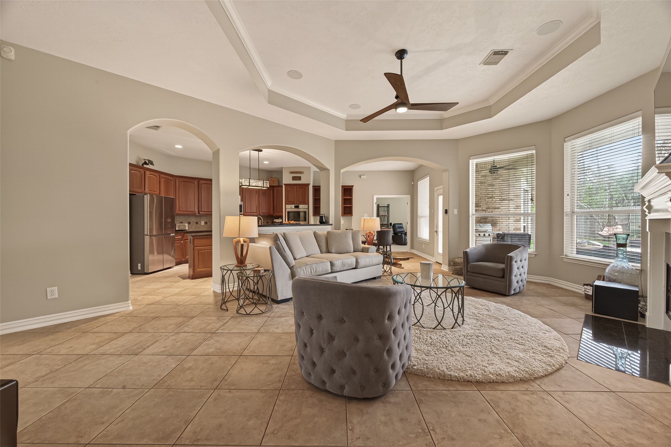 171 East Lansdowne Circle Spring, TX 77382 - Photo 10 of 26