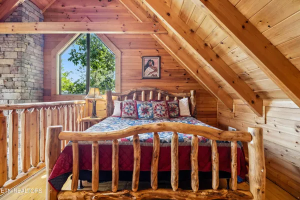 $975,000 | 1424 Rocky Top Way, Townsend, TN 37882