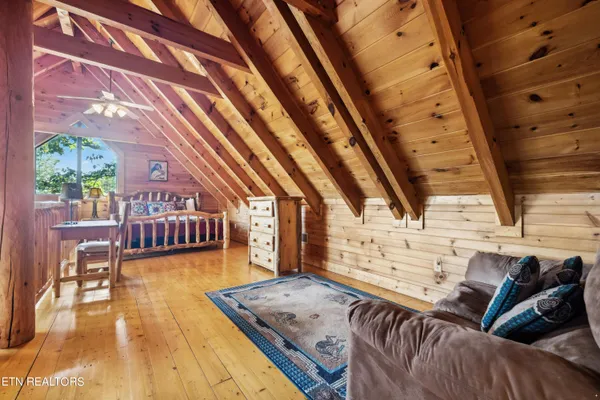 $975,000 | 1424 Rocky Top Way, Townsend, TN 37882