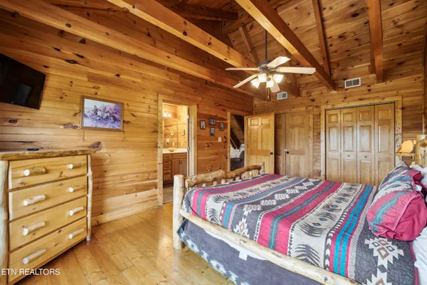 $975,000 | 1424 Rocky Top Way, Townsend, TN 37882